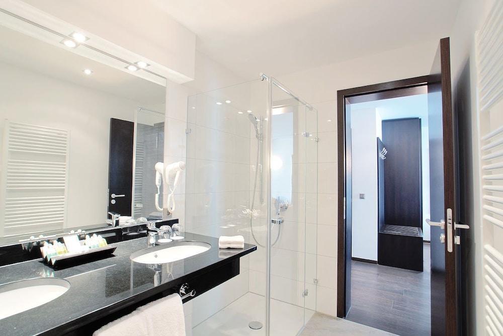 Hotel Winzerstube Ihringen Bagian luar foto